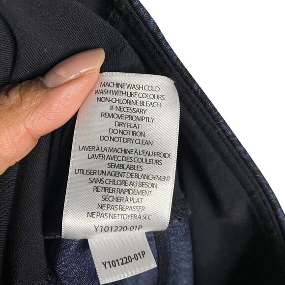 Tuff Athletics Women's Blue Pattern Capri Pants - Picture 9 of 9